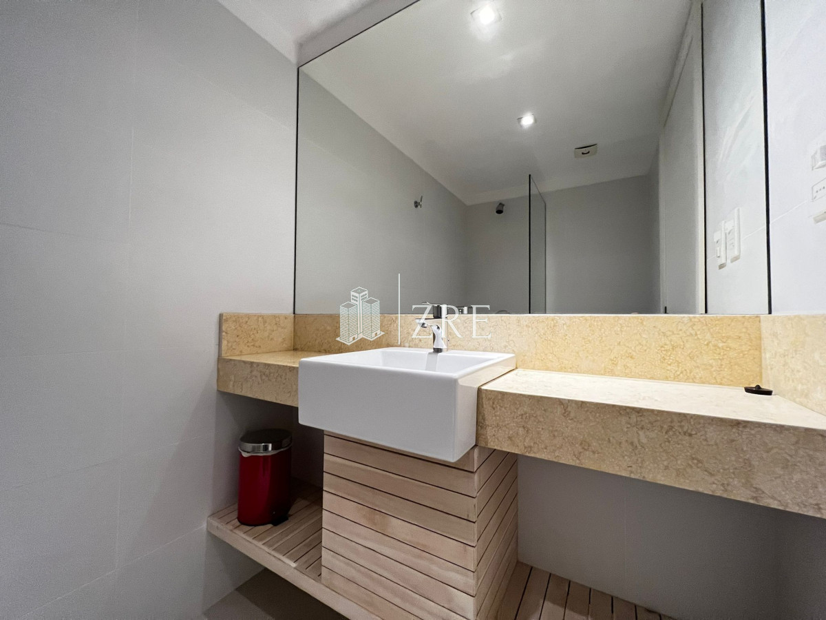 Apartamento ID.468 - Venta apartamento 3 dormitorios. Playa mansa, Punta del Este