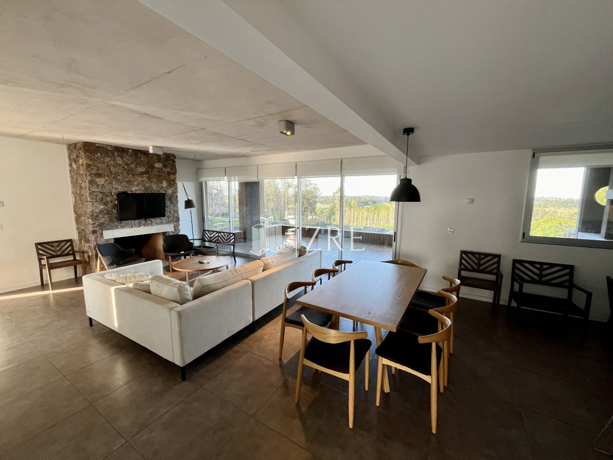 Apartamento ID.574 - Venta Apartamento Punta Ballena, Punta del este 