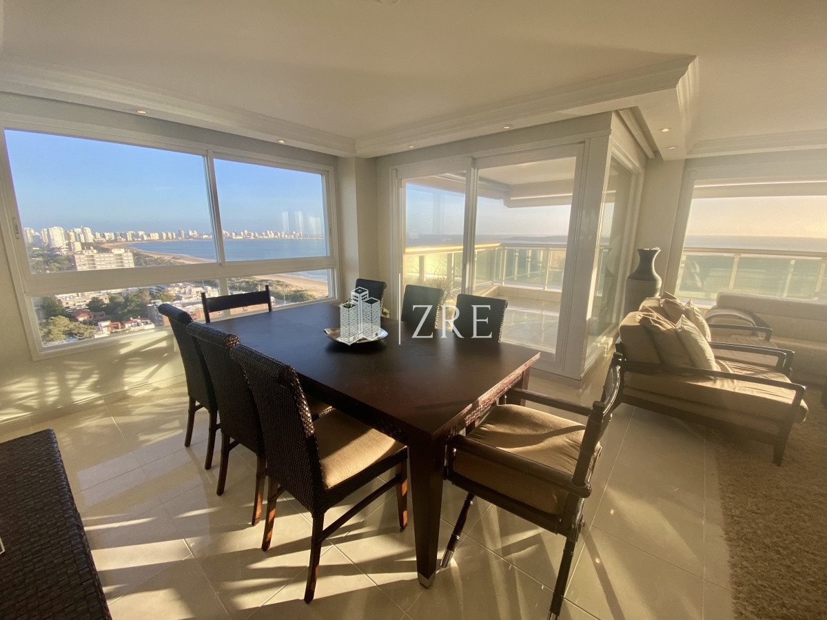 Apartamento ID.287 - Venta Departamento 3 Dormitorios en suite - Primera Línea Mansa 