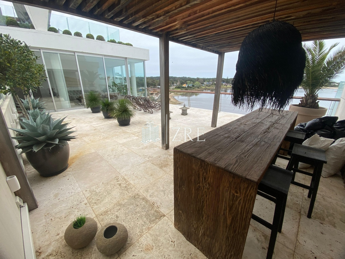 Apartamento ID.714 - Venta apartamento 3 dormitorios. 