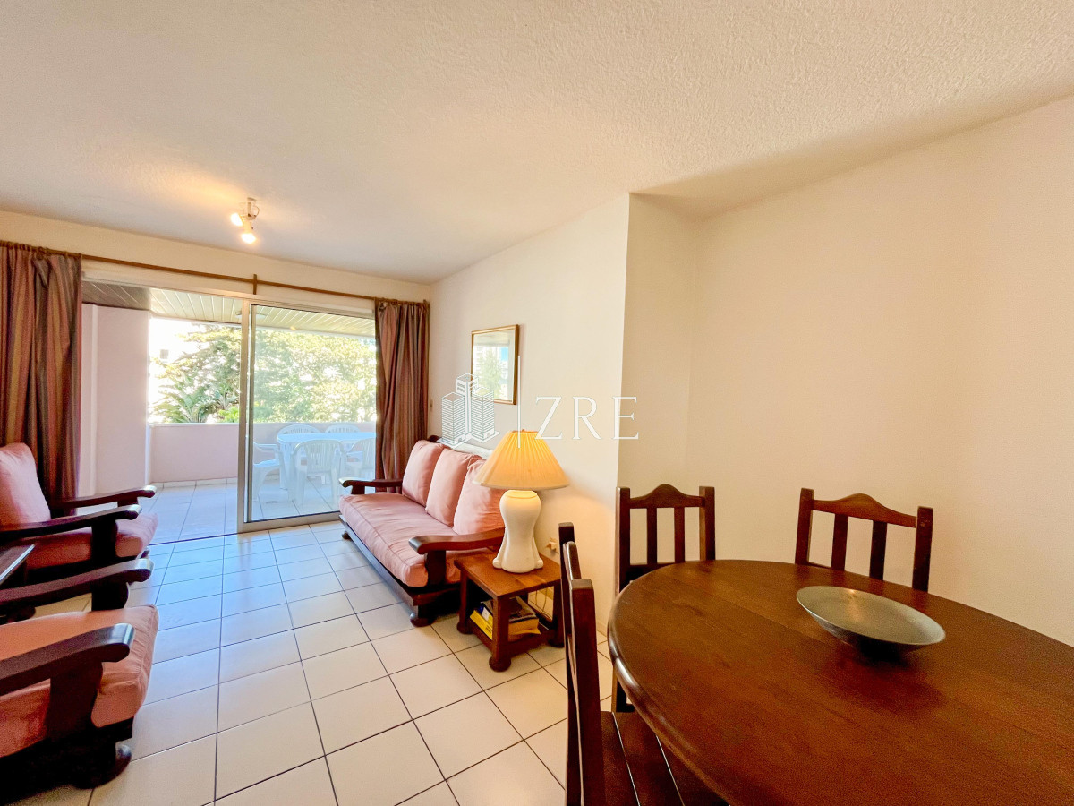 Apartamento ID.614 - Venta apartamento 3 dormitorios. Playa mansa, Punta del Este 