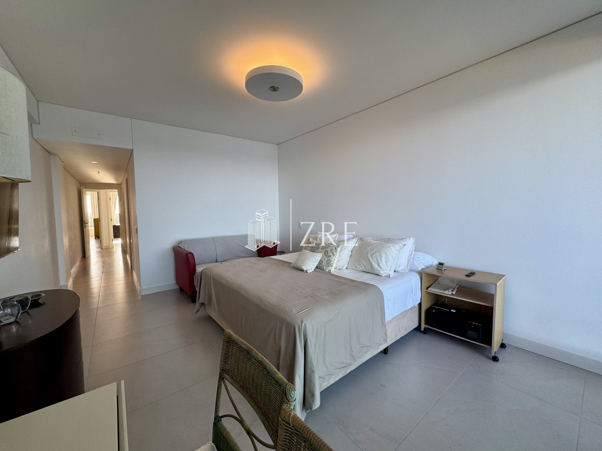 Apartamento ID.558 - Venta apartamento Punta del Este, playa brava 