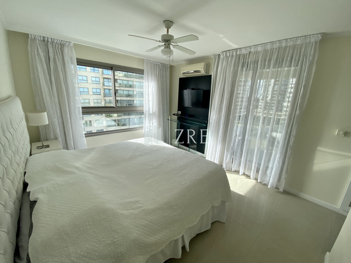 Apartamento ID.512 - Venta apartamento Imperiale, 3 dormitorios esquinero Punta del Este