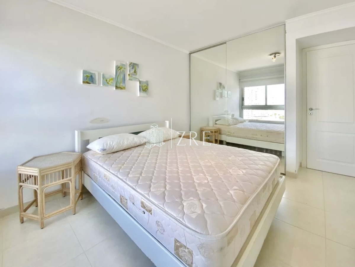 Apartamento ID.903 - Apartamento en Venta de tres dormitorios, Punta del Este 