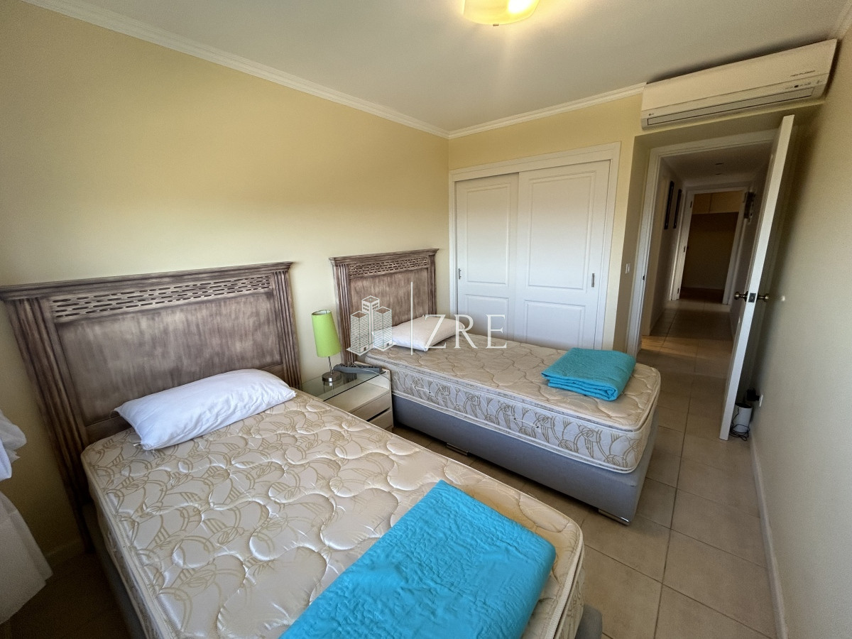 Apartamento ID.83 - Venta penthouse duplex Punta del Este primera linea Playa Mansa