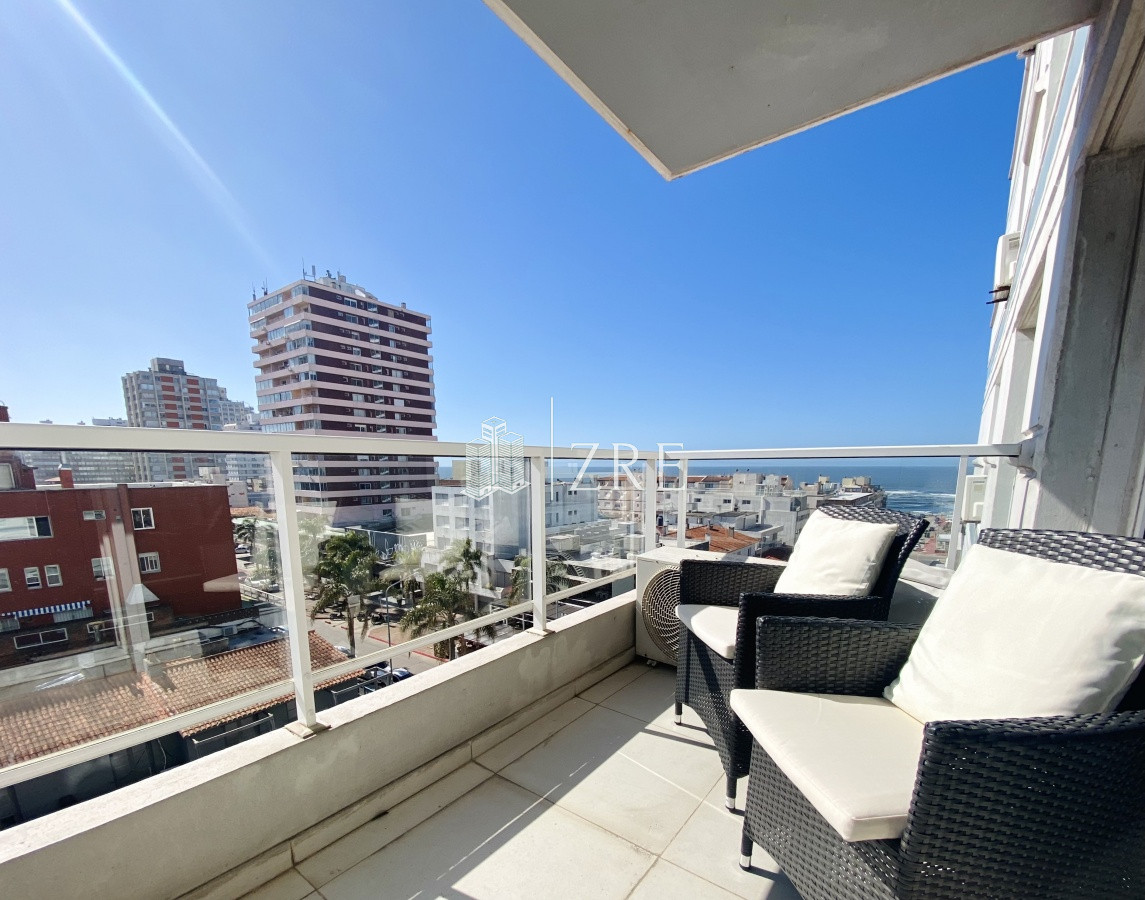 Apartamento ID.294 - Venta 2 dormitorios península Punta del Este.