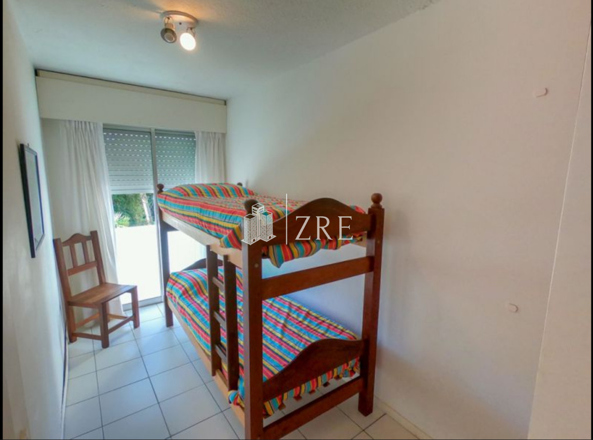 Apartamento ID.614 - Venta apartamento 3 dormitorios. Playa mansa, Punta del Este 