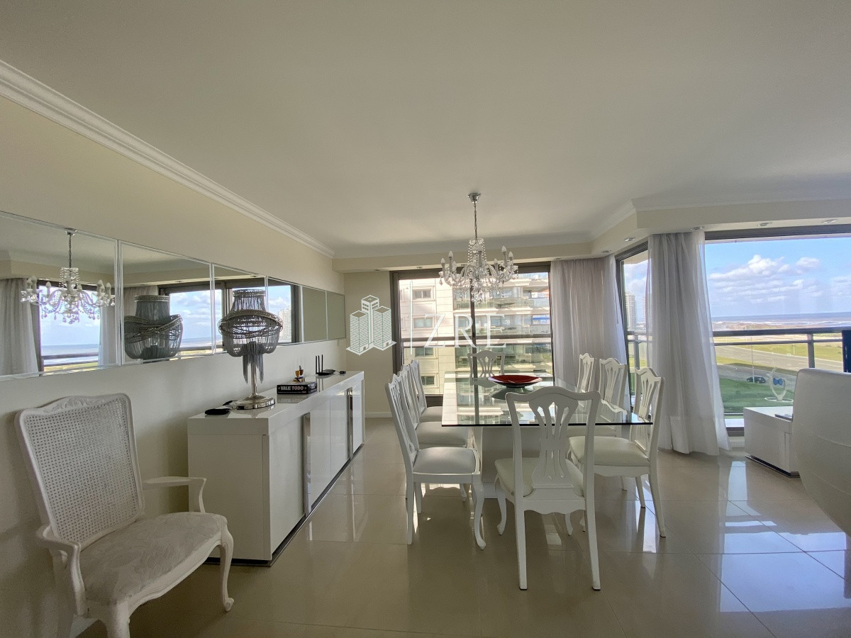 Apartamento ID.512 - Venta apartamento Imperiale, 3 dormitorios esquinero Punta del Este