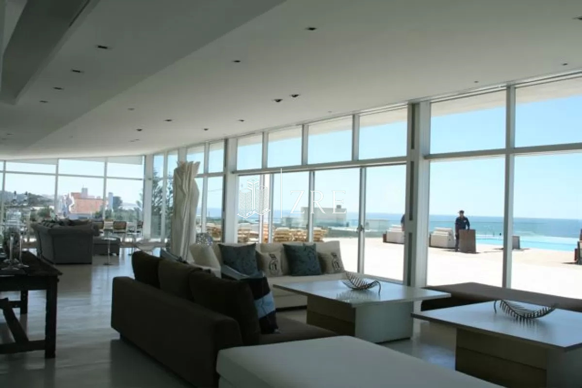 Apartamento ID.908 - Venta apartamento 5 dormitorios playa brava Punta del Este 