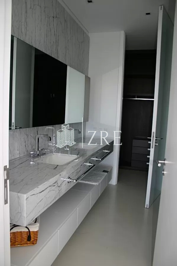 Apartamento ID.908 - Venta apartamento 5 dormitorios playa brava Punta del Este 