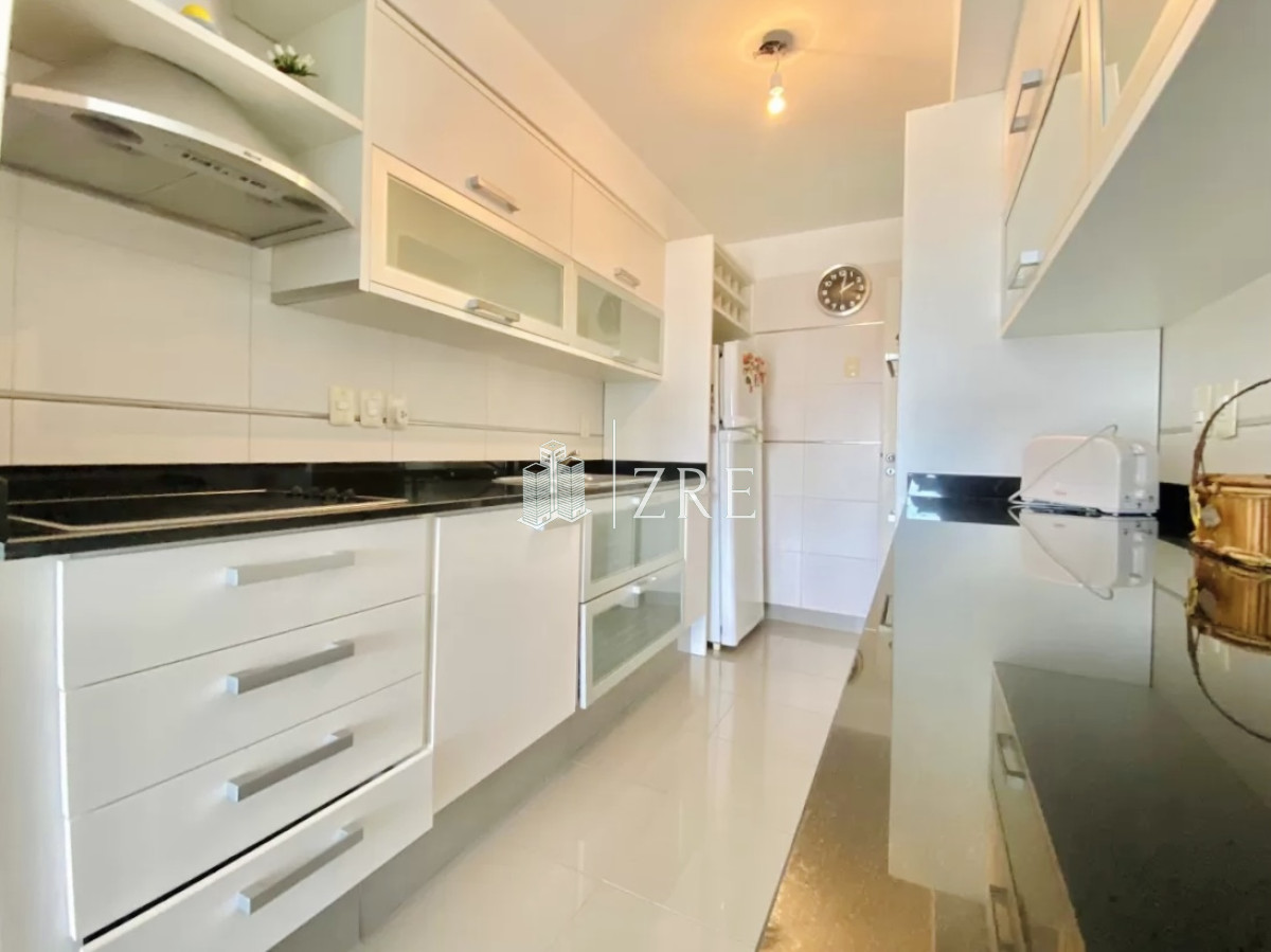 Apartamento ID.903 - Apartamento en Venta de tres dormitorios, Punta del Este 