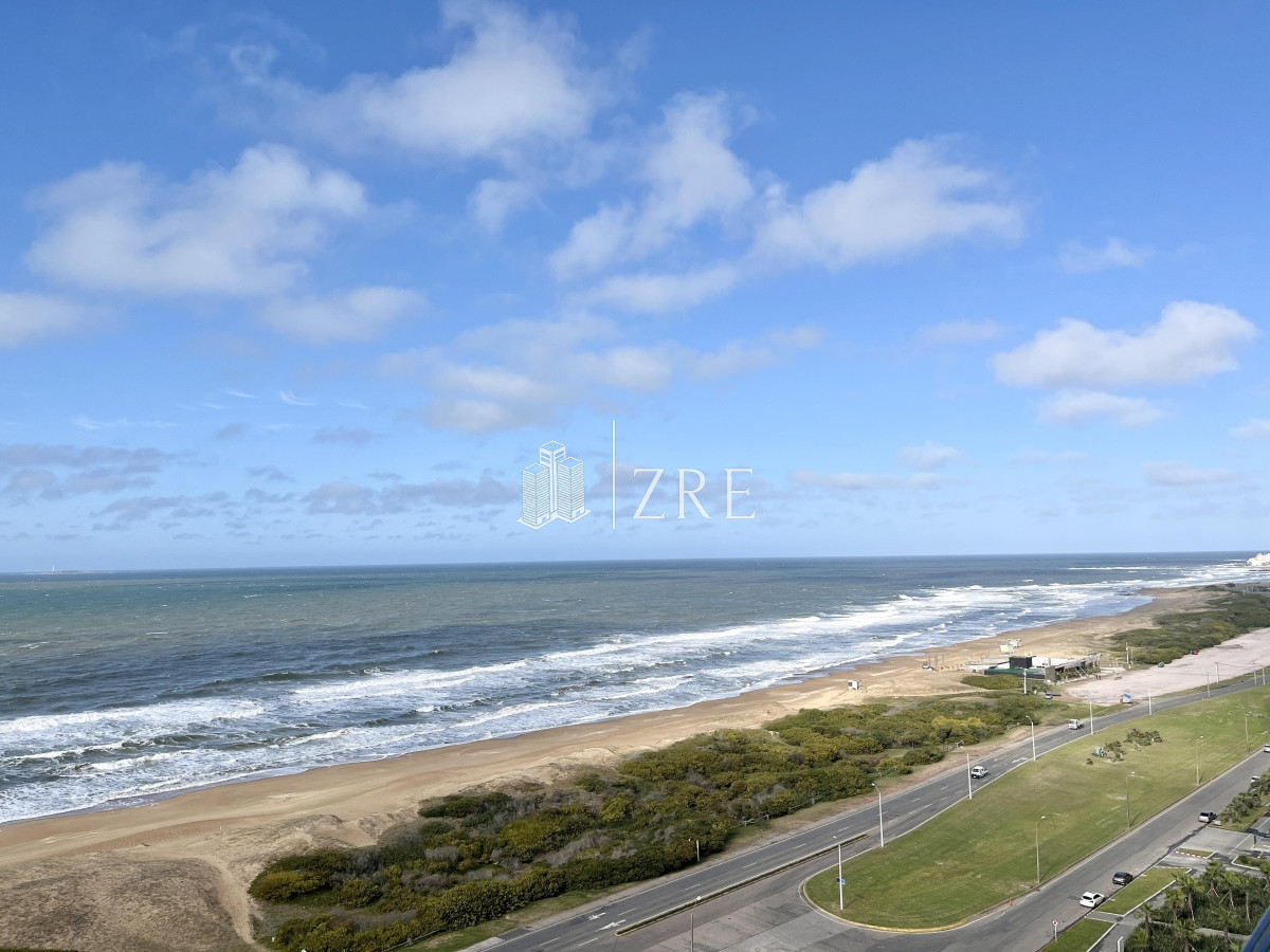 Apartamento ID.166 - Venta apartamento 3 dormitorios Le parc III Punta del Este 