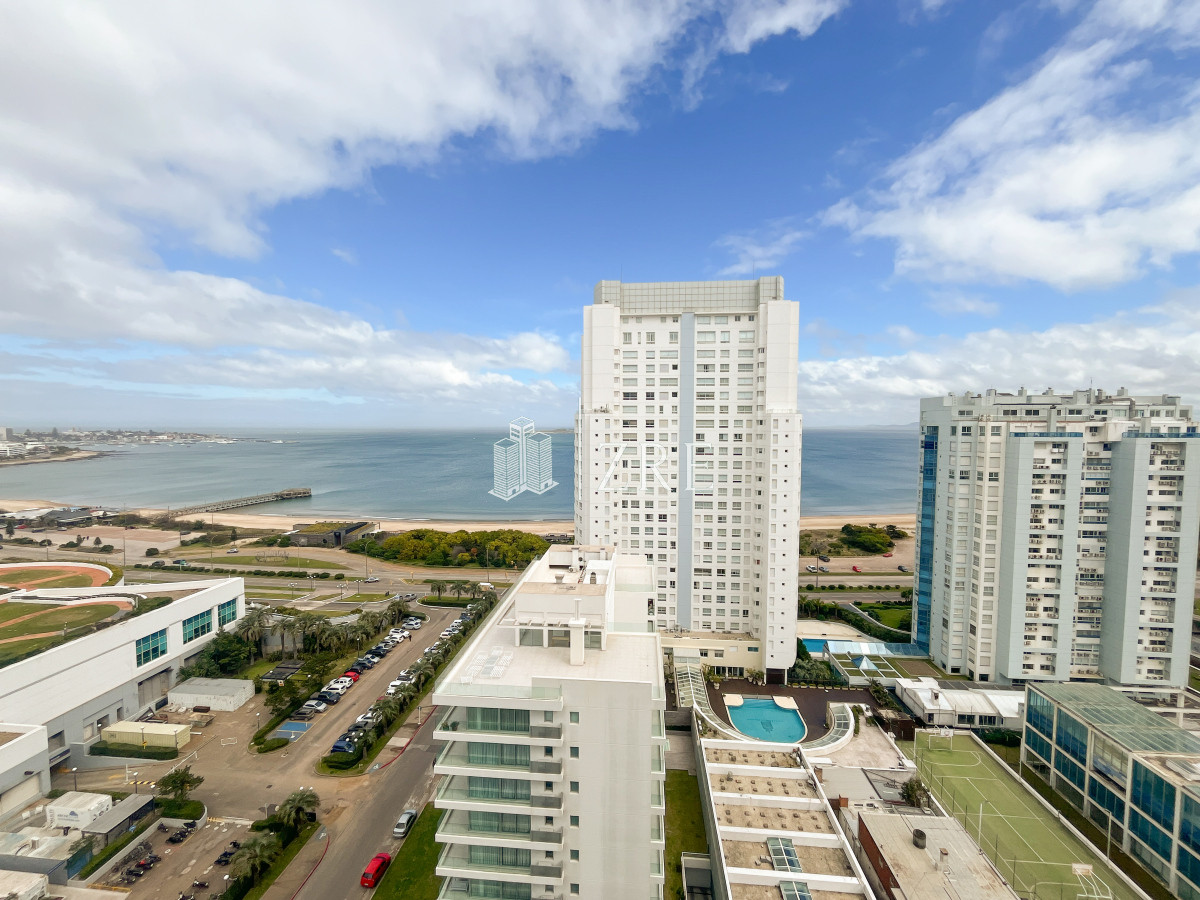 Apartamento ID.931 - Alquiler temporal, apartamento 2 dormitorios. Playa mansa, Punta del Este. 