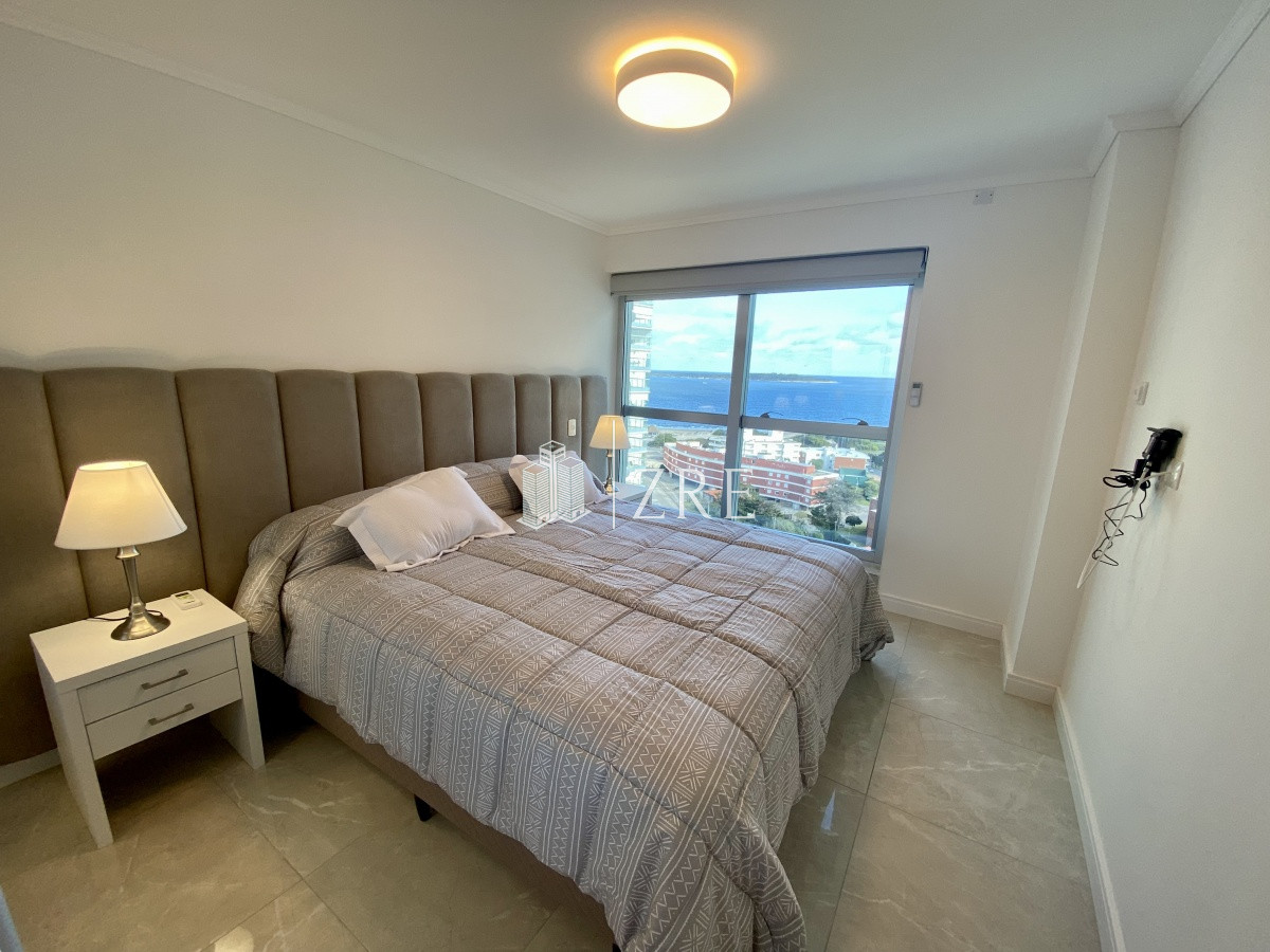 Apartamento ID.311 - Venta dos dormitorios playa mansa Punta del Este
