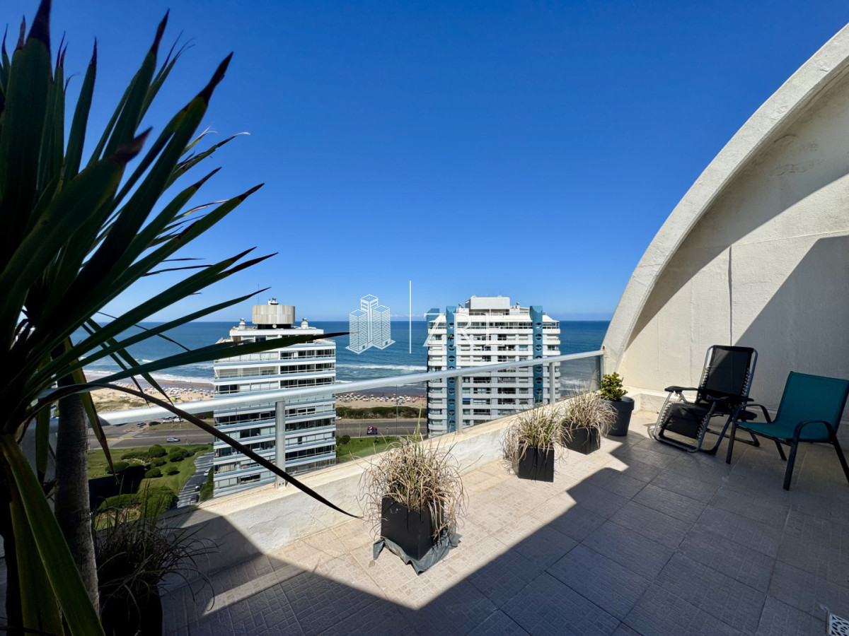 Apartamento ID.1317 - Venta. Penthouse dúplex. 3 dormitorios + dependencia 