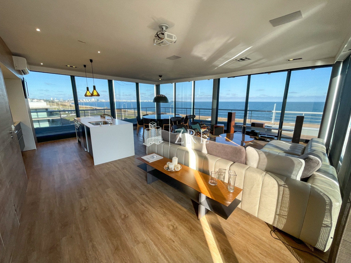 Apartamento ID.221 - Venta penthouse 3 dormitorios punta del este 