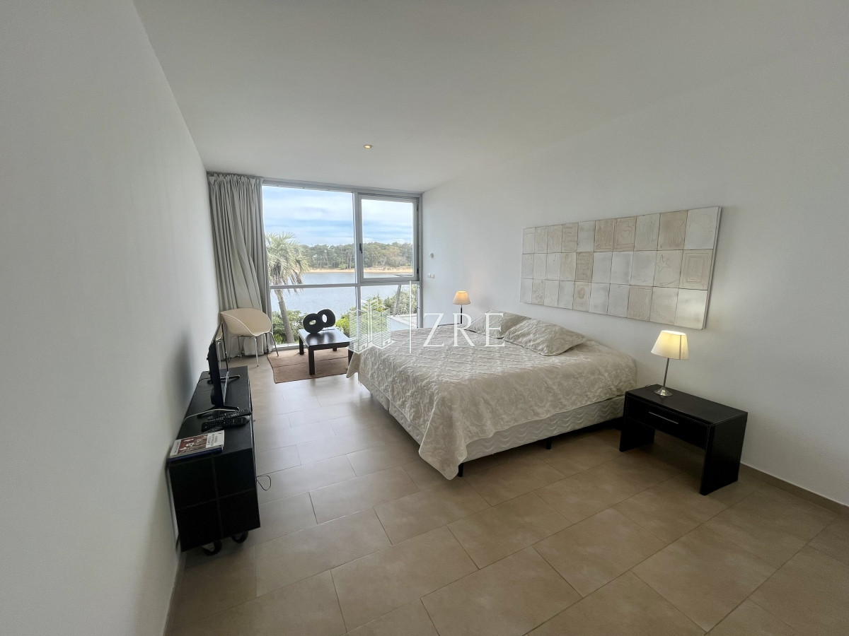 Apartamento ID.534 - Venta apartamento 3 dormitorios. La barra, Punta del Este 