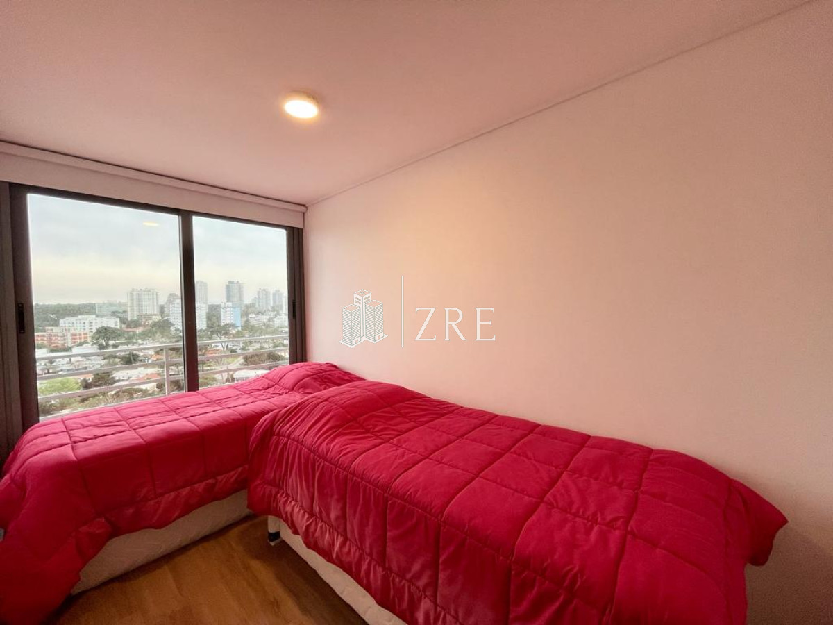 Apartamento ID.194 - Venta apartamento - 2 dormitorios. Playa mansa Punta del Este 