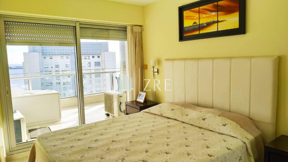 Apartamento ID.1264 - Venta apartamento 2 dormitorios. Playa mansa, Punta del Este 