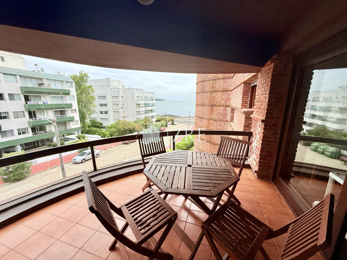 Apartamento ID.414 - Venta apartamento en península, Punta del Este