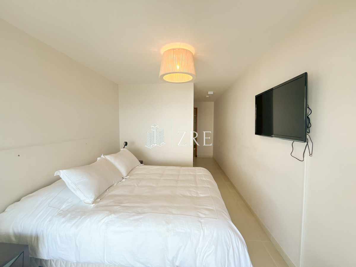 Apartamento ID.931 - Alquiler temporal, apartamento 2 dormitorios. Playa mansa, Punta del Este. 