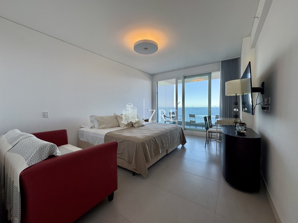 Apartamento ID.558 - Venta apartamento Punta del Este, playa brava 