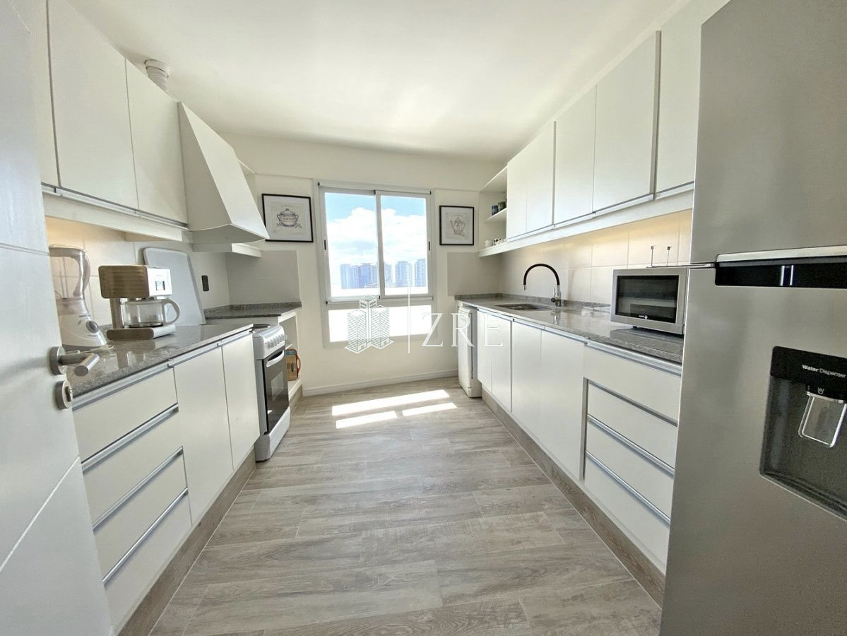 Apartamento ID.163 - Venta apartamento 3 dormitorios. Aidy Grill, Punta del Este.  