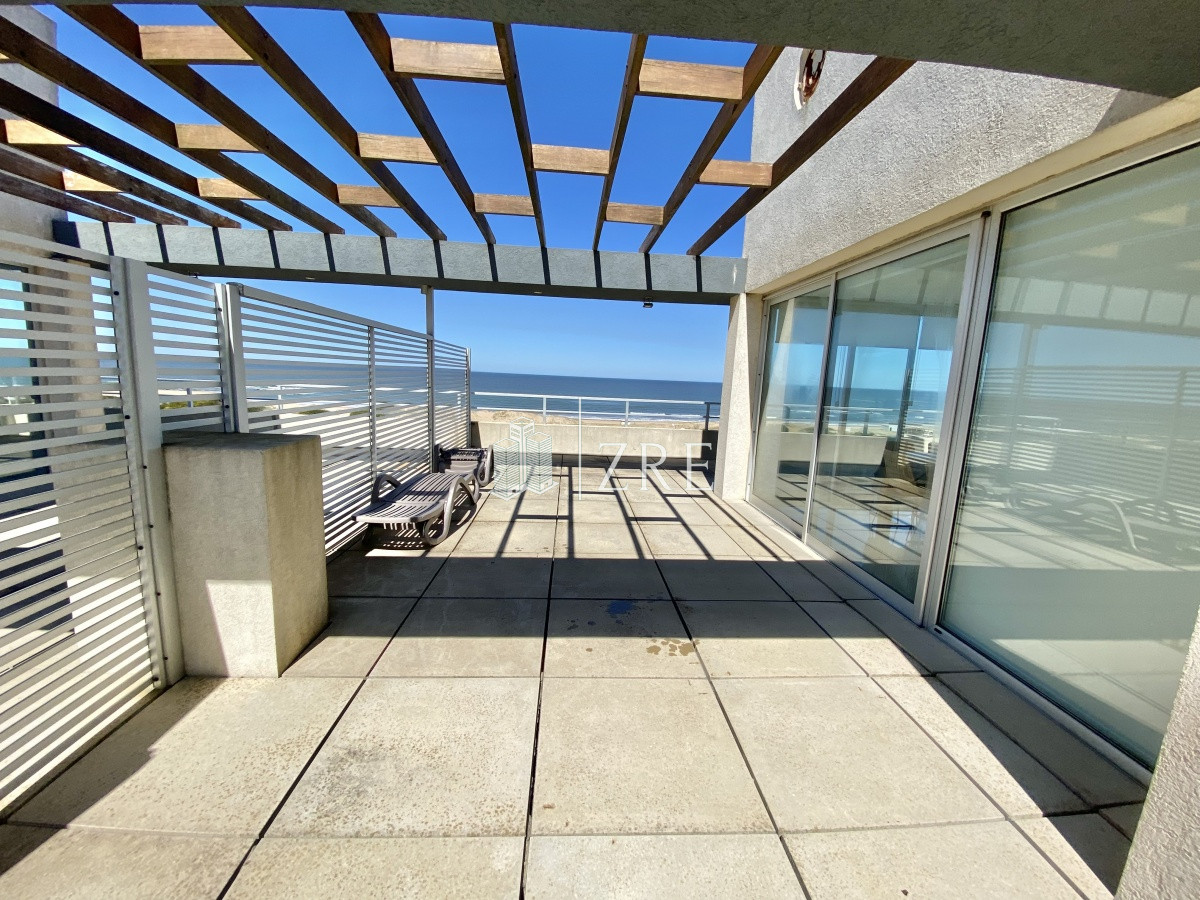 Apartamento ID.116 - Alquiler espectacular apartamento en primera linea - Punta del Este, Brava