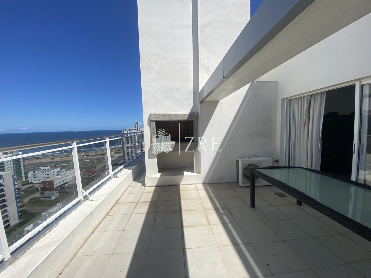 Apartamento ID.783 - Venta Penthouse 3 dormitorios Punta del Este
