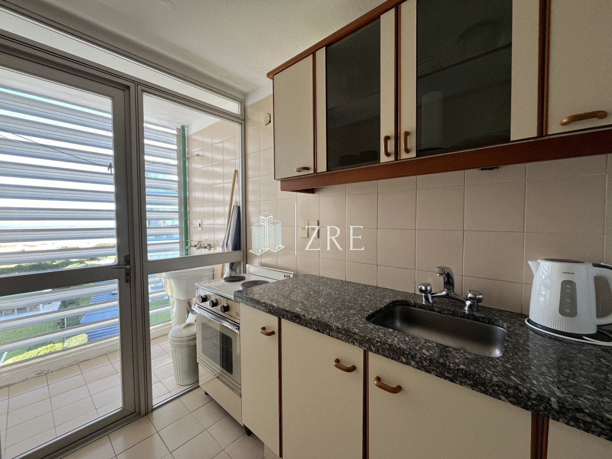 Apartamento ID.556 - Venta apartamento, Punta del Este, playa brava