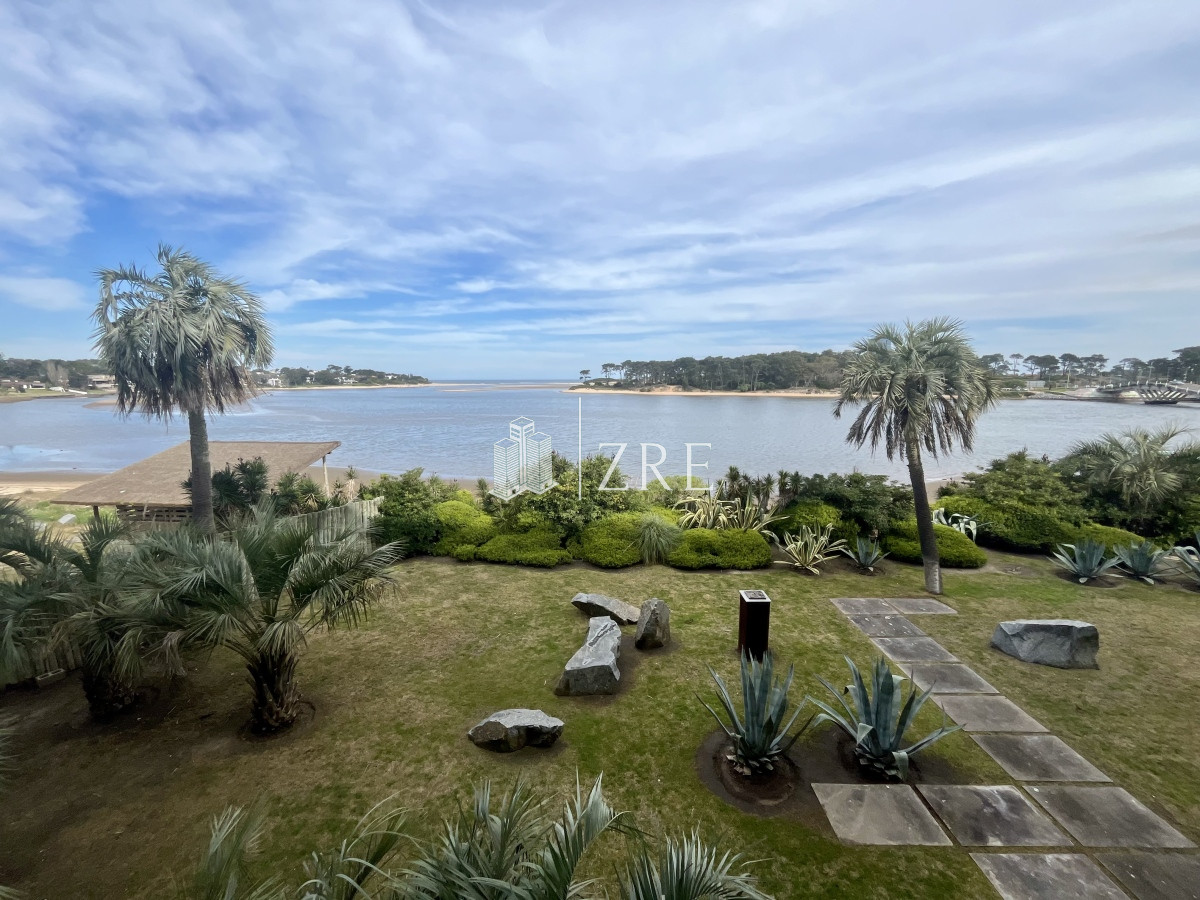 Apartamento ID.534 - Venta apartamento 3 dormitorios. La barra, Punta del Este 