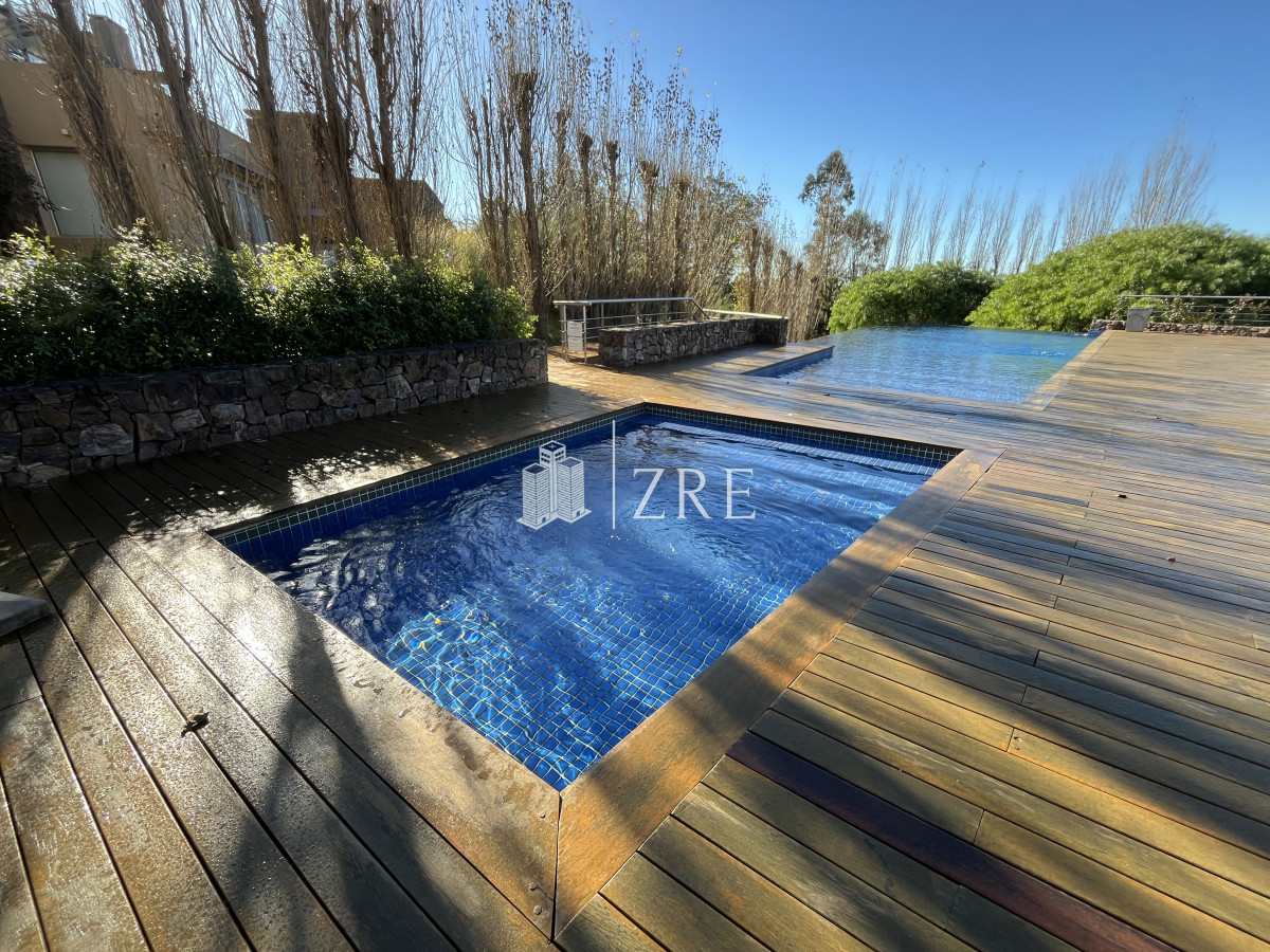 Apartamento ID.574 - Venta Apartamento Punta Ballena, Punta del este 