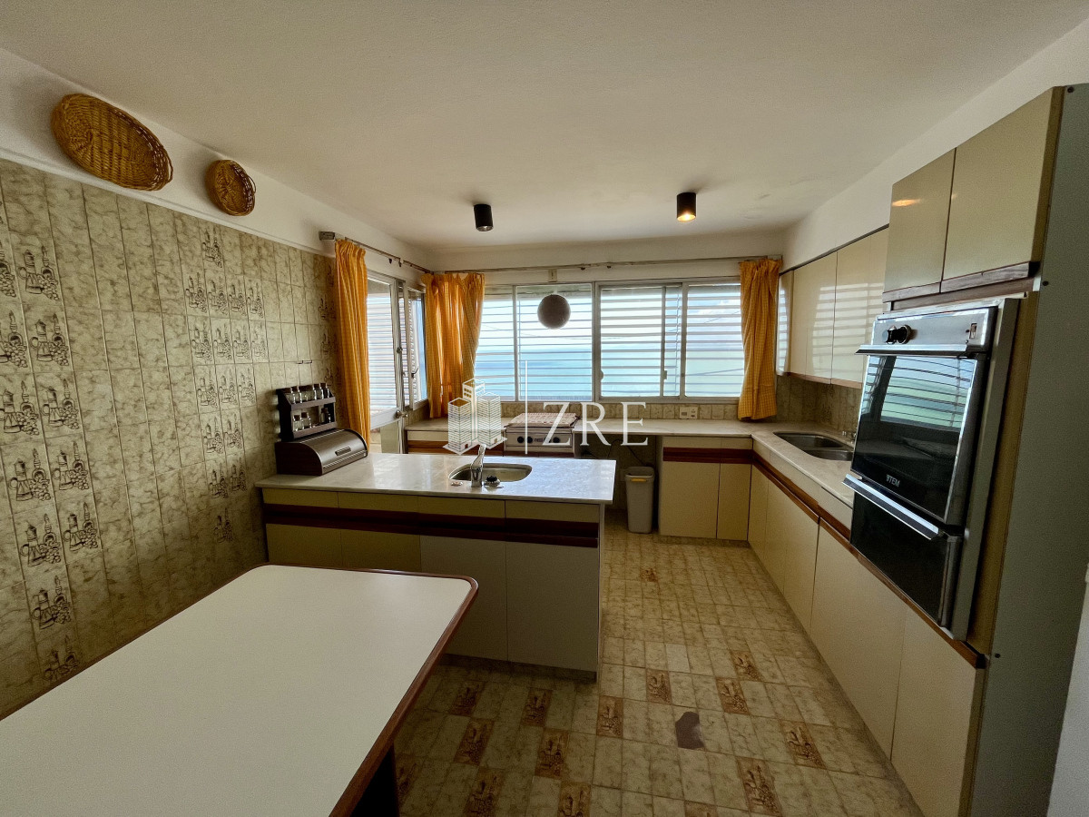Apartamento ID.685 - Venta Apartamento en venta 3 dormitorios y dependencia en Punta Ballena
