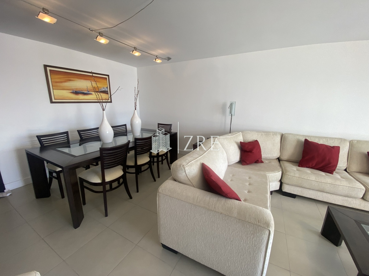 Apartamento ID.783 - Venta Penthouse 3 dormitorios Punta del Este