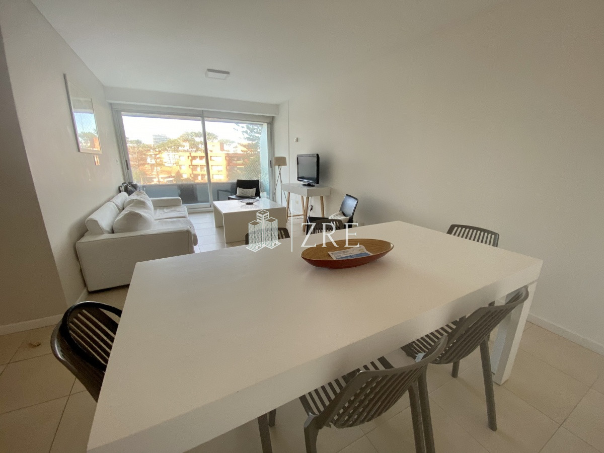 Apartamento ID.1253 - Venta apartamento 3 dormitorios, Punta del Este 