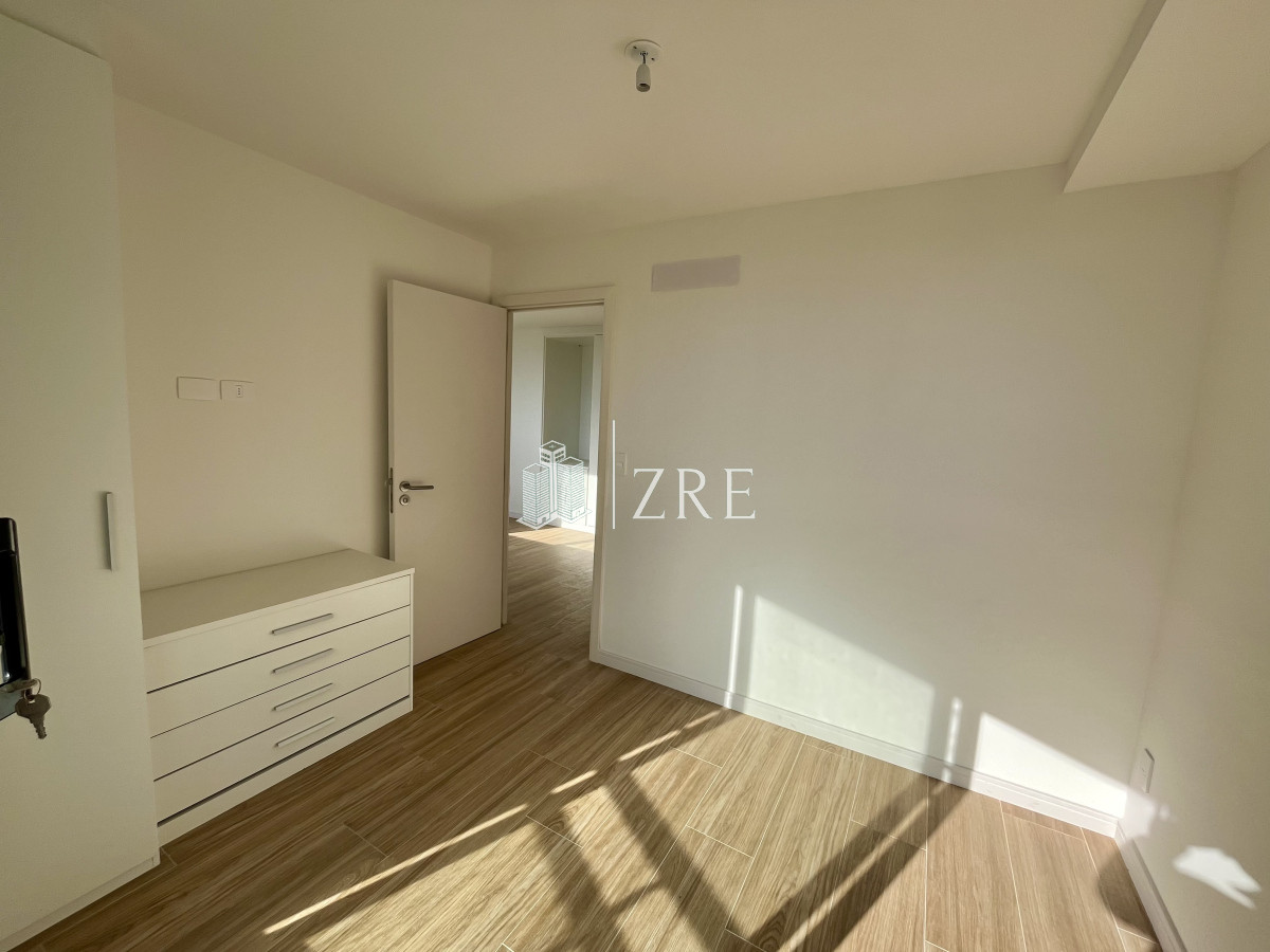 Apartamento ID.562 - Venta apartamento 1 dormitorio. Playa brava Punta del Este 