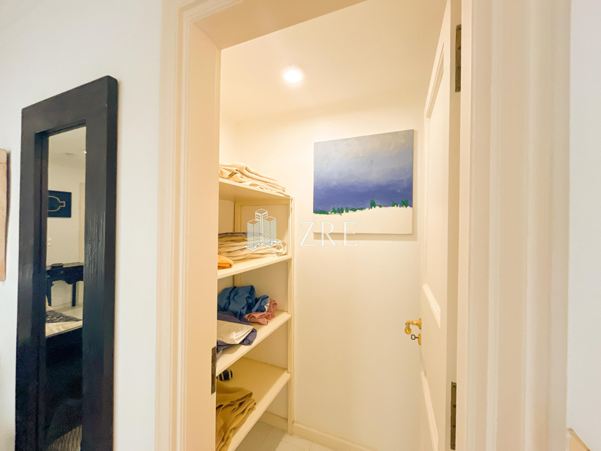 Apartamento ID.985 - Venta y alquiler apartamento en Península, Punta del Este 