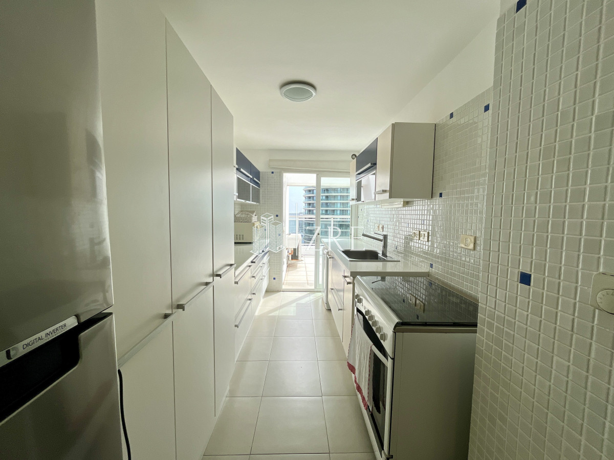 Apartamento ID.695 - Venta apartamento penthouse 3 dormitorios. Playa brava, Punta del Este 