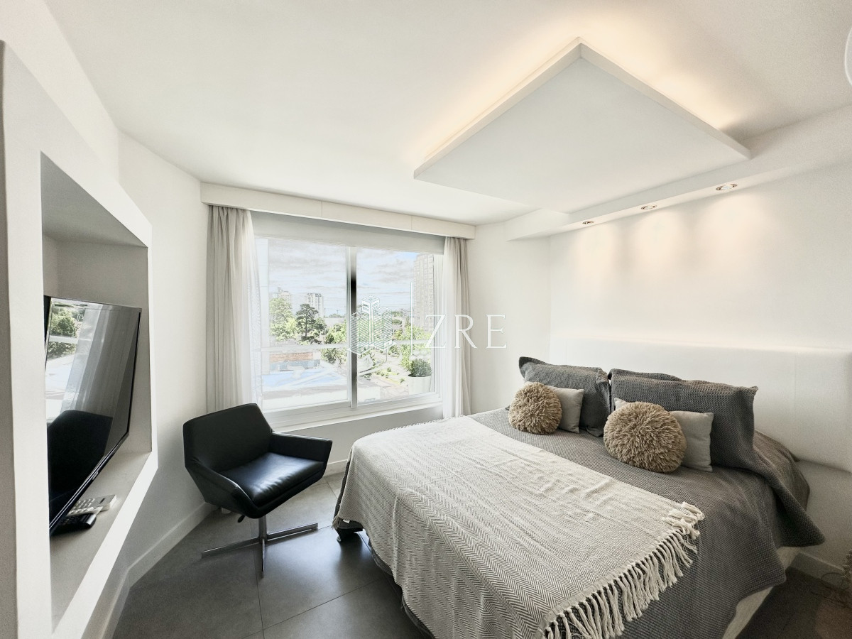 Apartamento ID.144 - Venta Departamento - 1 Dormitorio y medio - Punta Del Este 