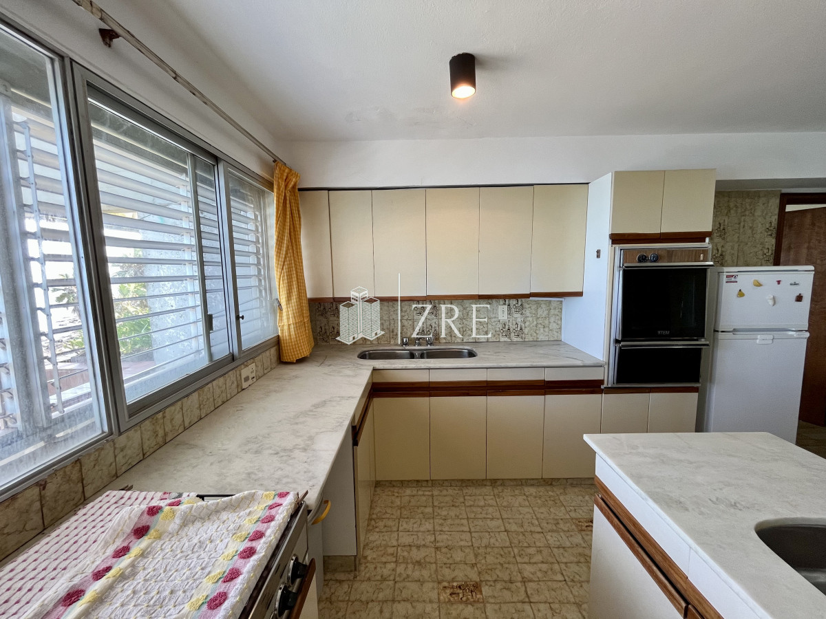 Apartamento ID.685 - Venta Apartamento en venta 3 dormitorios y dependencia en Punta Ballena