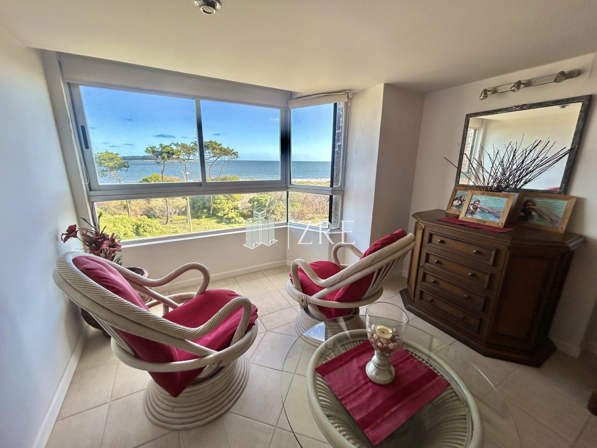 Apartamento ID.83 - Venta penthouse duplex Punta del Este primera linea Playa Mansa