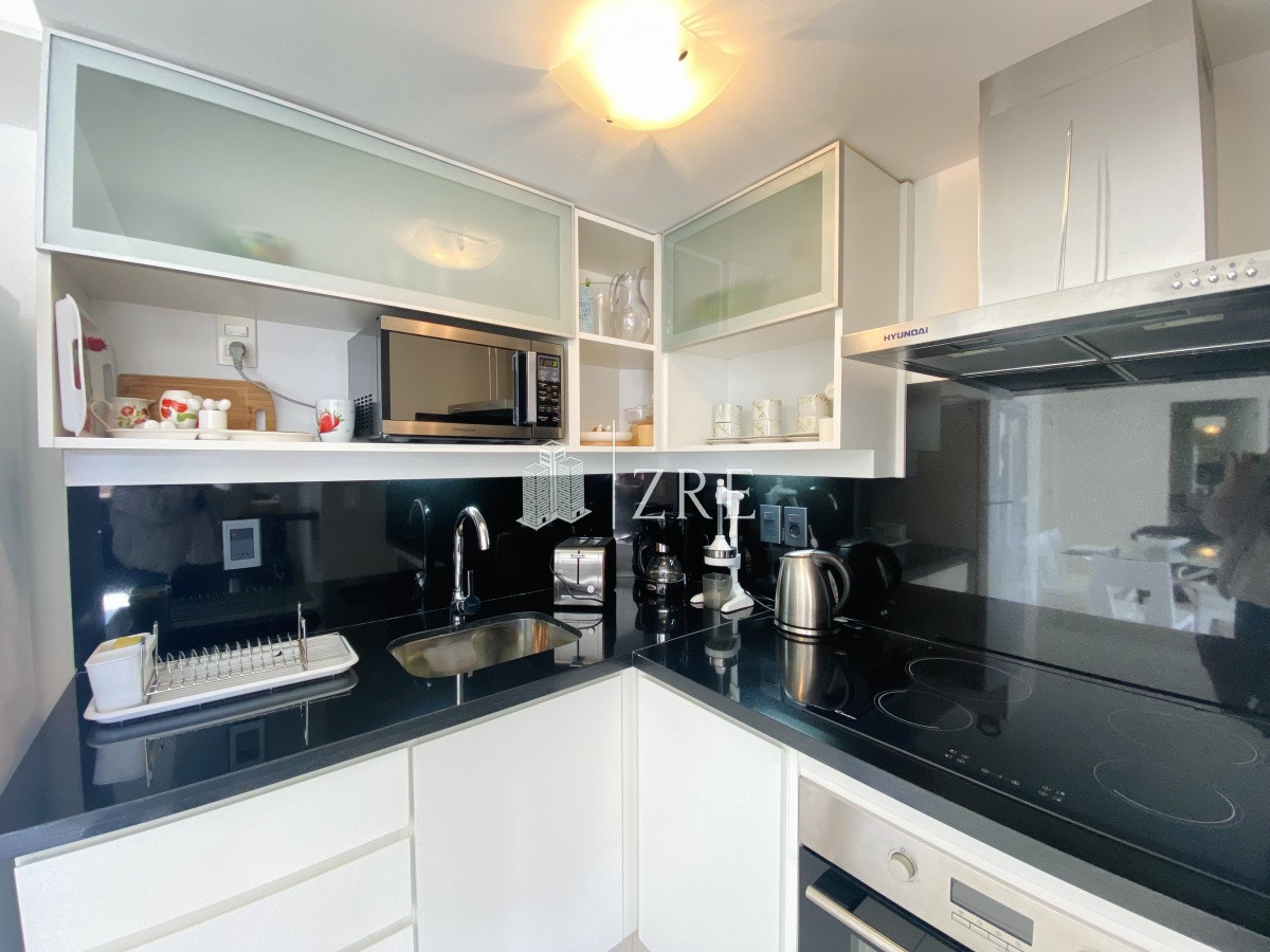 Apartamento ID.294 - Venta 2 dormitorios península Punta del Este.