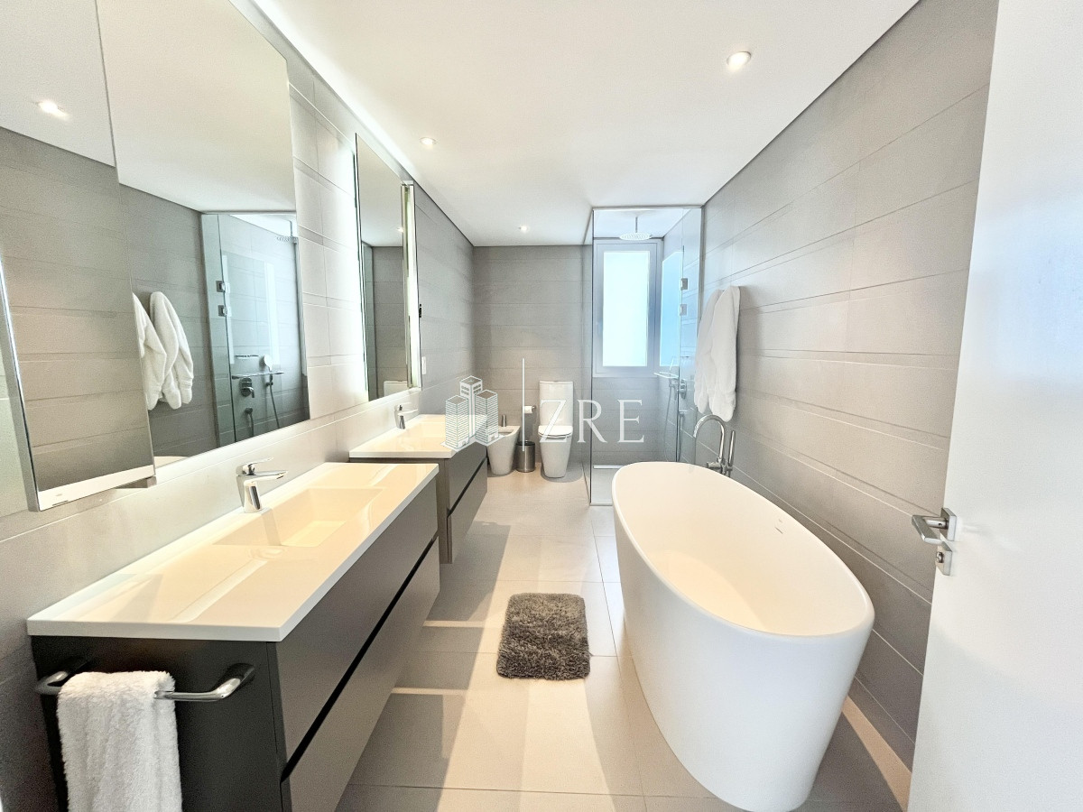 Apartamento ID.166 - Venta apartamento 3 dormitorios Le parc III Punta del Este 