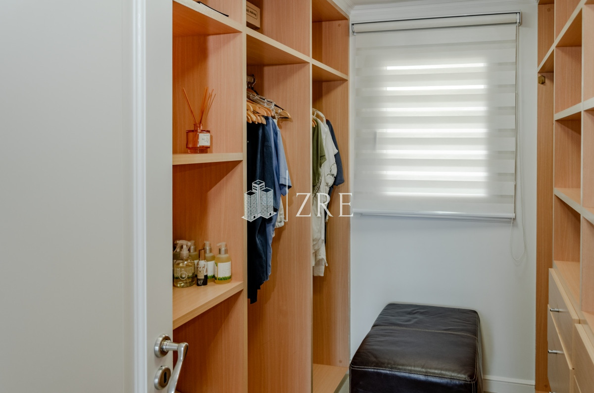 Apartamento ID.54 - Venta apartamento 4 dormitorios. Playa mansa, Punta del Este