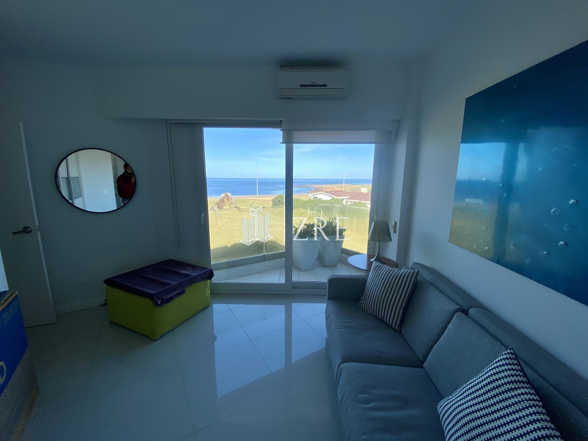 Apartamento ID.352 - Venta apartamento 2 dormitorios playa mansa Punta del Este 