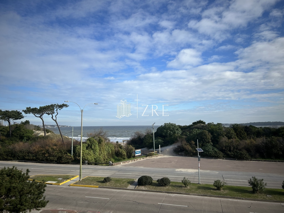 Apartamento ID.85 - Venta apartamento primera linea Punta del Este 3 dormitorios