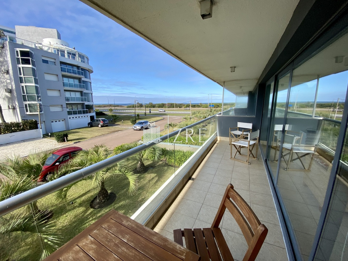 Apartamento ID.334 - Venta apartamento 2 dormitorios. Playa brava, Punta del Este
