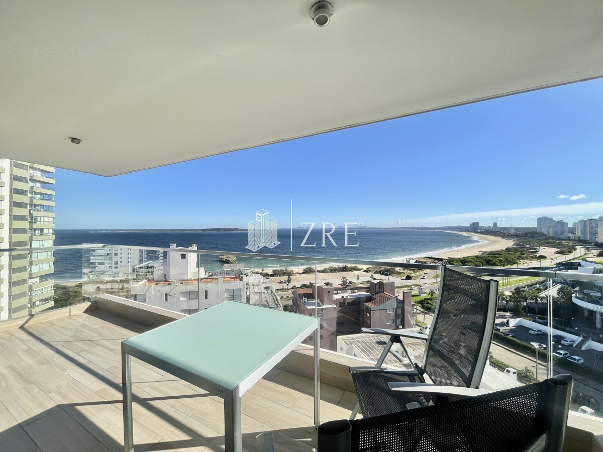 Apartamento ID.225 - Venta Departamento - 3 dormitorios + servicio - Punta Del Este -  Playa Mansa