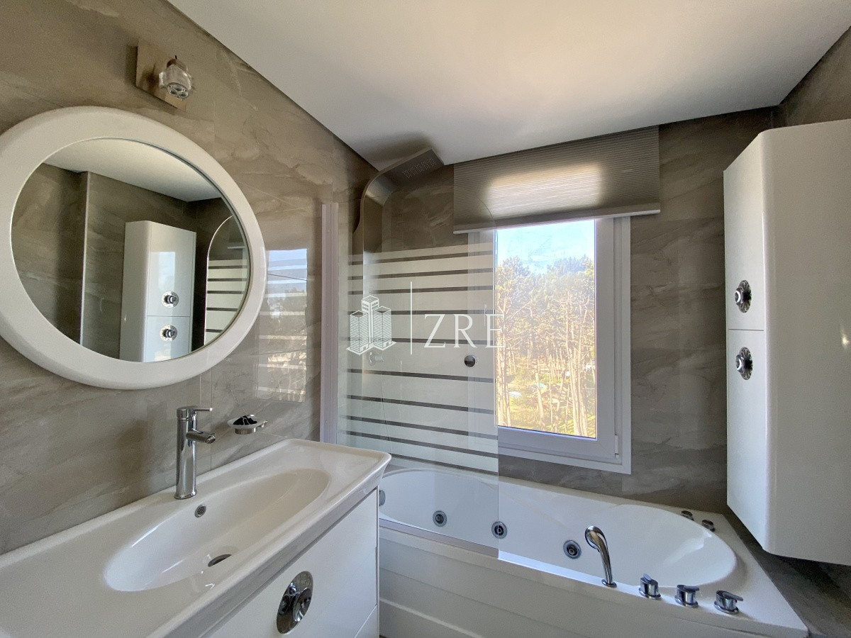 Apartamento ID.372 - Venta apartamento primera linea mansa