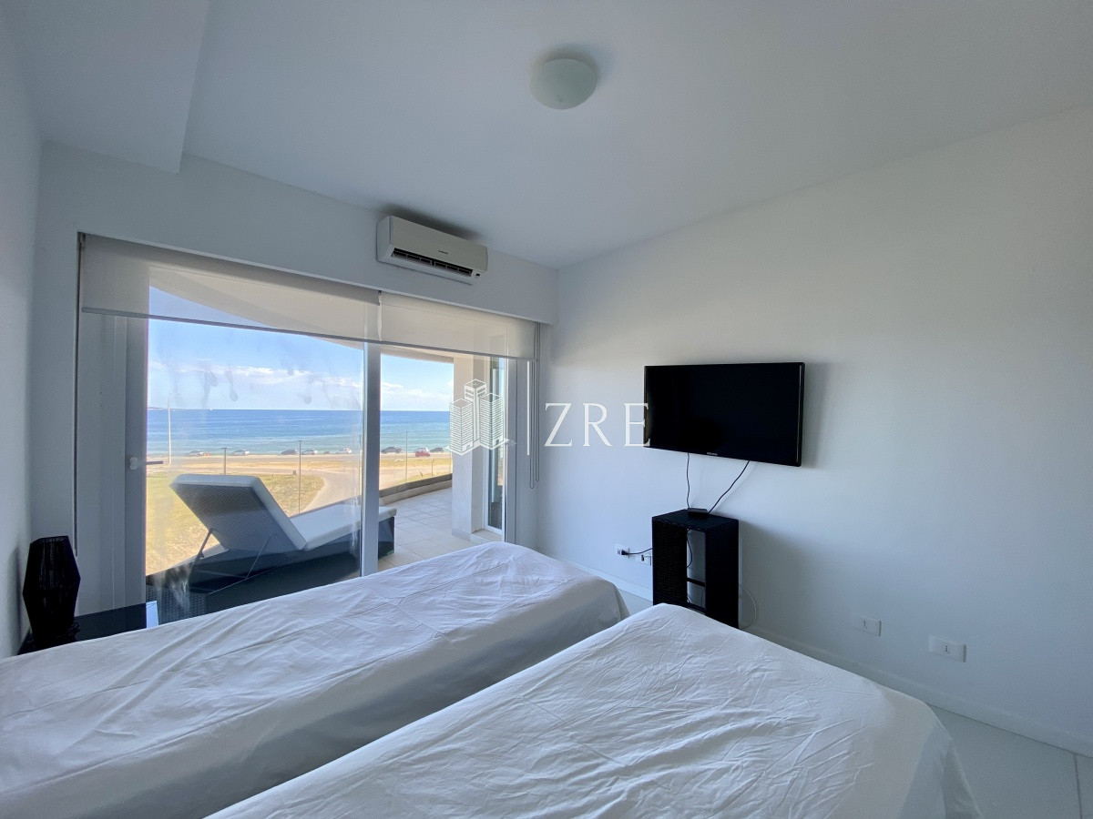 Apartamento ID.372 - Venta apartamento primera linea mansa